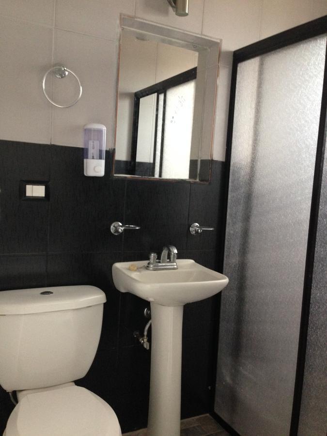 Hotel Claudia Macuspana Екстериор снимка