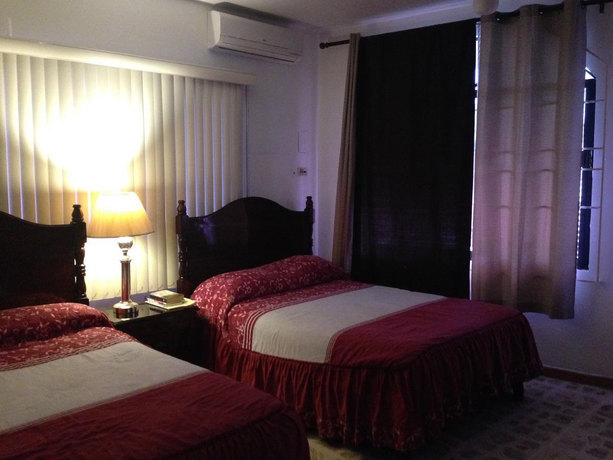 Hotel Claudia Macuspana Екстериор снимка
